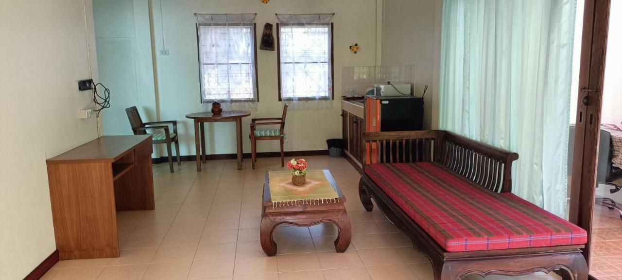 Baan Suan Villas Resort Ban Suan  Exteriör bild
